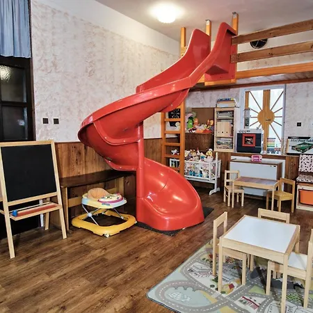 Апартаменты Viking Strnadovsky Mlyn Jesenice (Pribram)