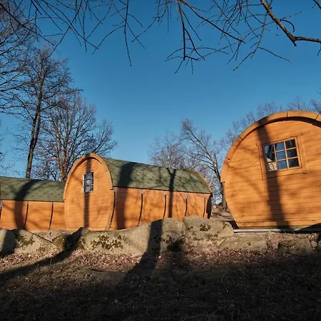 Viking Strnadovsky Mlyn Апартаменты Jesenice (Pribram)