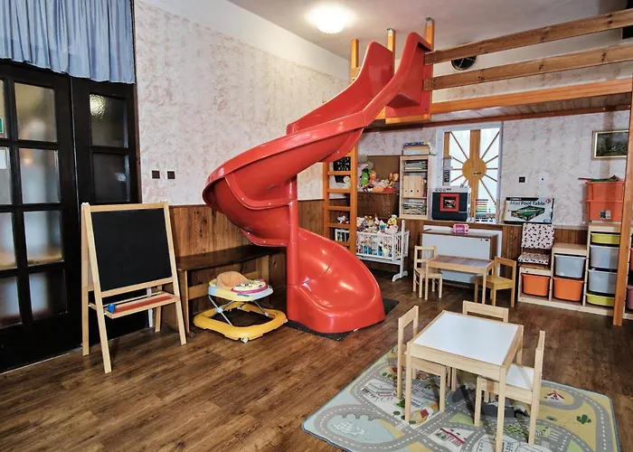 Апартаменты Viking Strnadovsky Mlyn Jesenice (Pribram)